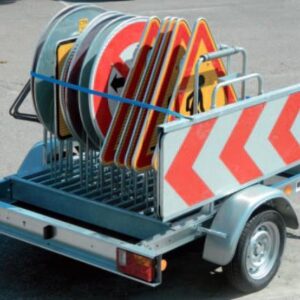 REMORQUE PORTE-PANNEAUX PN500